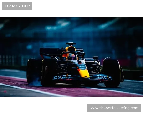 红牛车队维斯塔潘在测试首日完成136圈高强度测试，重点在于持续学习赛车特性